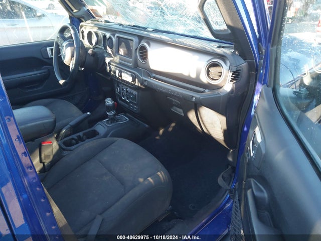 1C4HJXDG3JW290197 Jeep Wrangler Unlimited Sport S 4x4