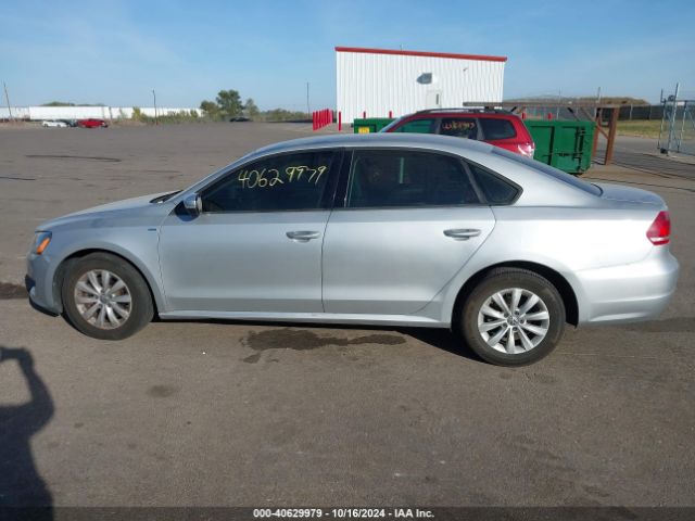 1VWAT7A30FC096990 Volkswagen Passat 1.8t Wolfsburg Edition