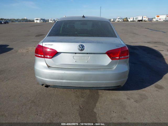 1VWAT7A30FC096990 Volkswagen Passat 1.8t Wolfsburg Edition