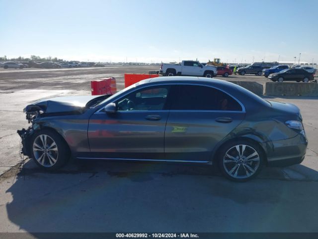 55SWF4JB4HU216820 Mercedes-Benz C 300 Luxury/sport