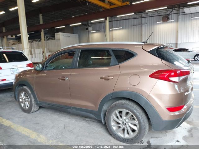 KM8J3CA43GU159298 Hyundai TUCSON SE