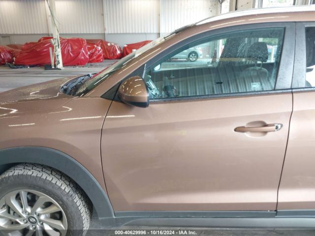 KM8J3CA43GU159298 Hyundai TUCSON SE