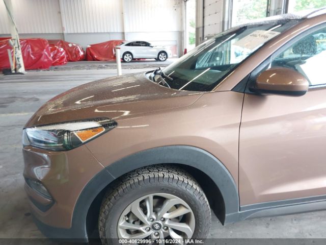 KM8J3CA43GU159298 Hyundai TUCSON SE