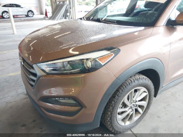 KM8J3CA43GU159298 Hyundai TUCSON SE