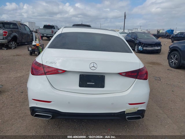 W1KAF4GBXPR136567 Mercedes-Benz C 300 Sedan