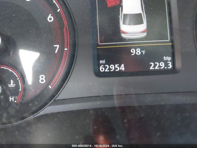 1VWSA7A39NC008558 Volkswagen Passat 2.0t Se