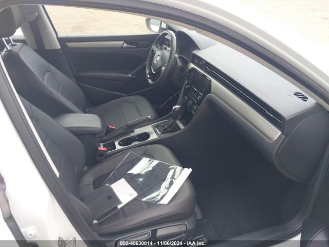 1VWSA7A39NC008558 Volkswagen Passat 2.0t Se