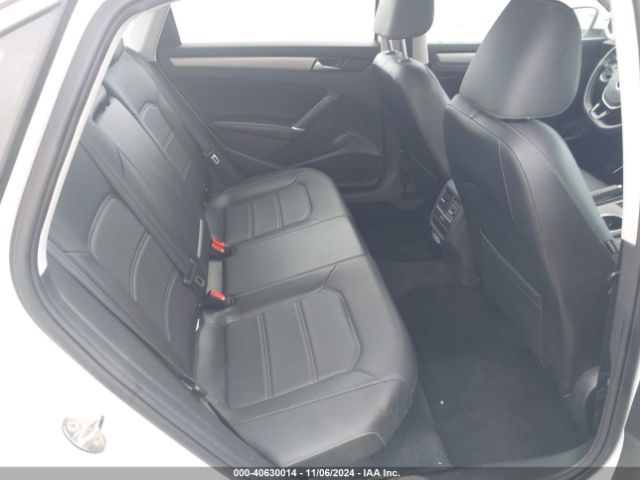 1VWSA7A39NC008558 Volkswagen Passat 2.0t Se
