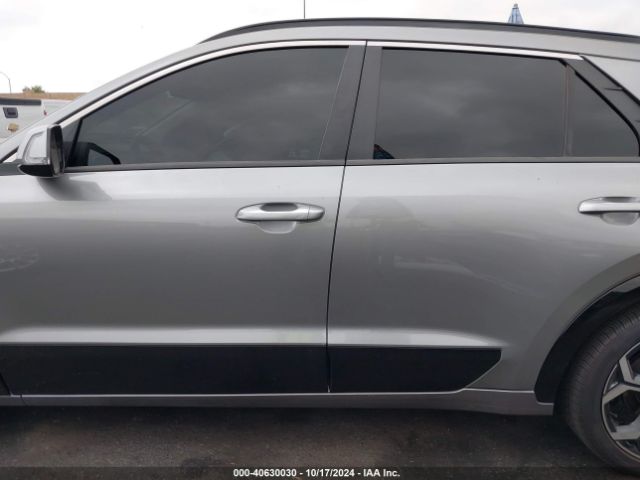 KNDCT3LE0P5060340 KIA Niro Sx Touring