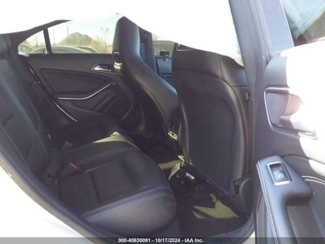 2019 MERCEDES-BENZ CLA WDDSJ4GB8KN723658 Photo 7