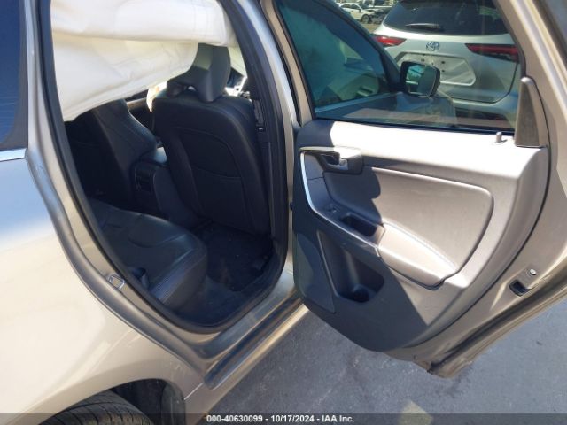 YV440MDKXF2691388 Volvo Xc60 T5 Premier