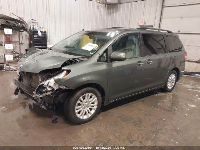 5TDYK3DC7ES475135 Toyota Sienna Xle/limited