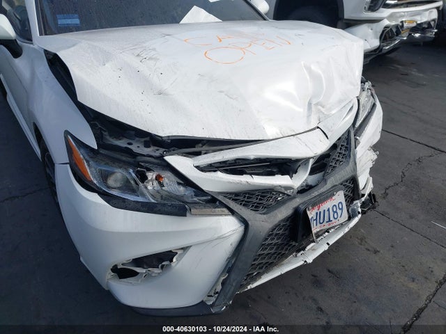 Toyota CAMRY SE 2018 4T1B11HK9JU600376 Image 6