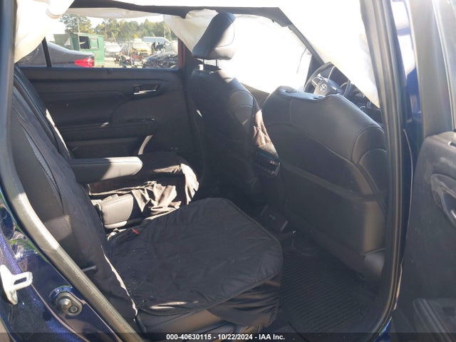 Toyota Highlander Xse 2023 5TDKDRBH3PS511486 Image 8