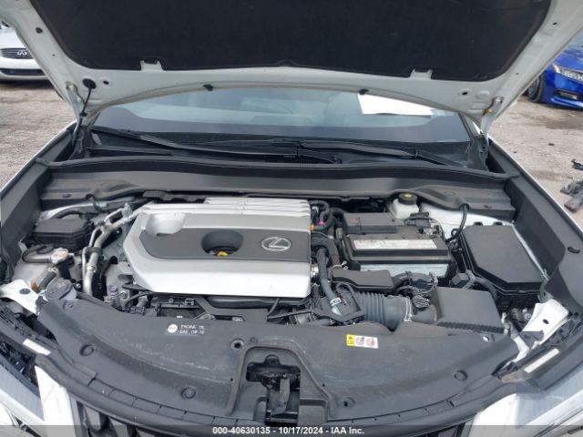 JTHX3JBH3M2040385 Lexus UX 200