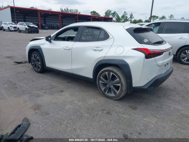 JTHX3JBH3M2040385 Lexus UX 200