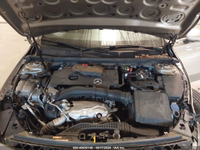 WDD3G4EB0LW038927 Mercedes-Benz A 220