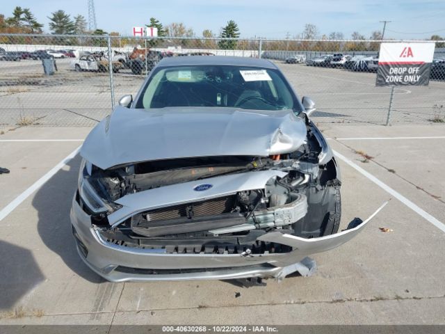 3FA6P0MU0KR117928 Ford Fusion Hybrid Sel