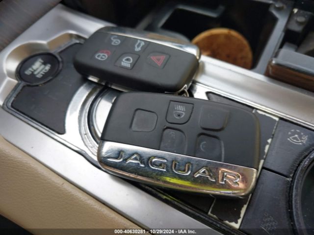 2013 JAGUAR XF SAJWA0E70D8S67192 Photo 10