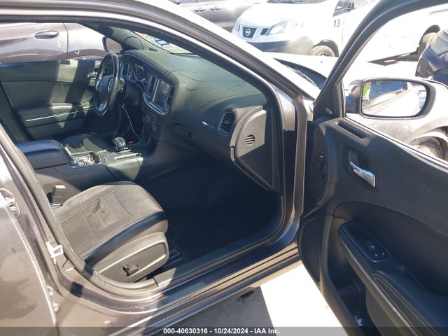 2C3CDXHG1EH309317 Dodge Charger Sxt Plus