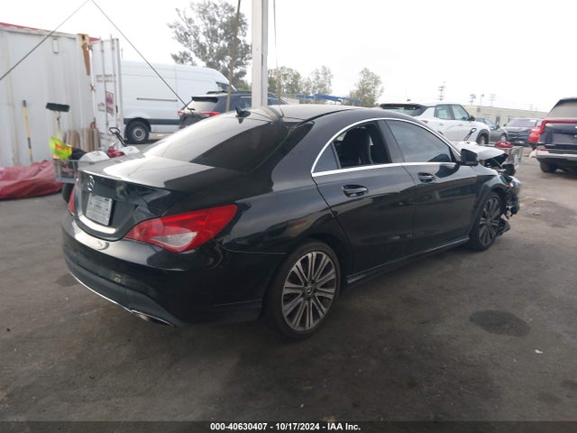 Mercedes-Benz CLA 250 2019 WDDSJ4EB7KN707809 Image 4