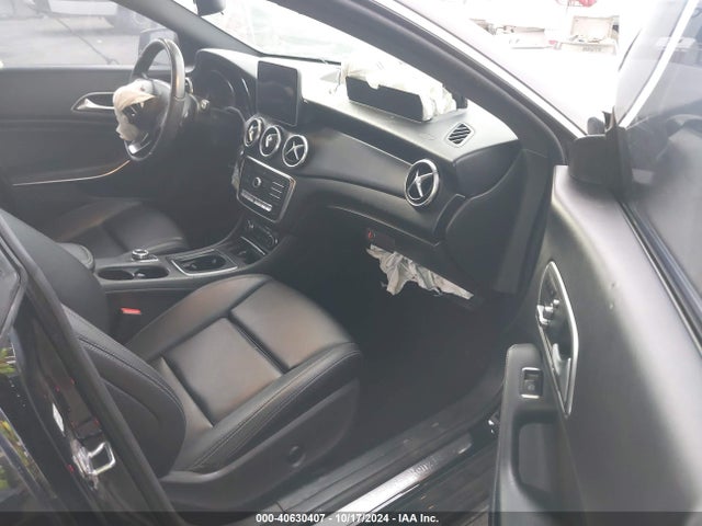Mercedes-Benz CLA 250 2019 WDDSJ4EB7KN707809 Image 5
