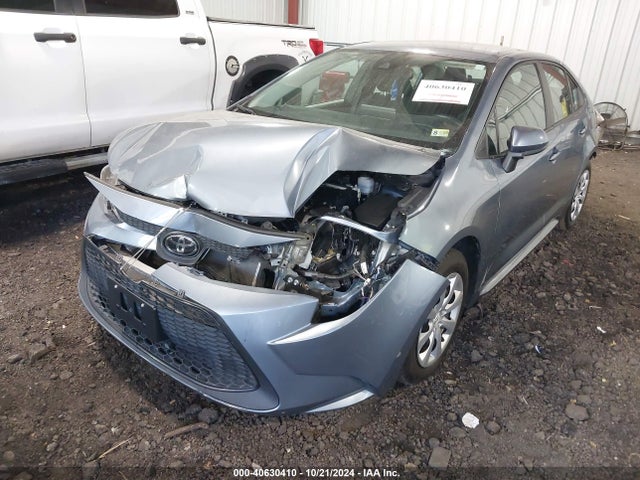 Toyota COROLLA LE 2022 5YFEPMAE3NP297152 Image 2