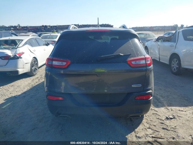1C4PJLCS3HW514783 Jeep Cherokee Latitude Fwd