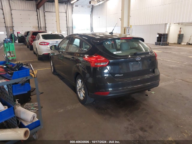 Ford FOCUS SE 2015 1FADP3K2XFL375663 Image 3