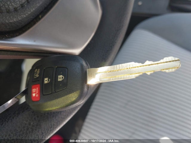 Toyota RAV4 LE 2014 2T3ZFREV0EW107292 Image 11