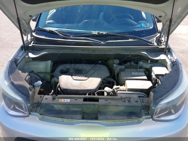 KNDJN2A23F7815696 KIA Soul