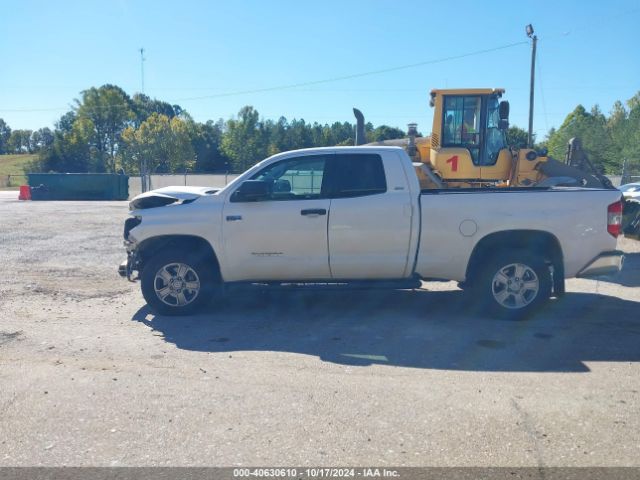 5TFUW5F16EX398505 Toyota Tundra Sr5 5.7l V8