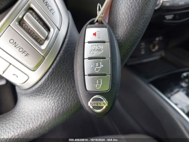 KNMAT2MT7FP507389 Nissan ROGUE SV