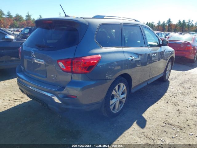 5N1DR2MM5JC664564 Nissan Pathfinder Sl