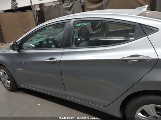 Hyundai ELANTRA SE 2016 5NPDH4AE2GH731652 Image 15