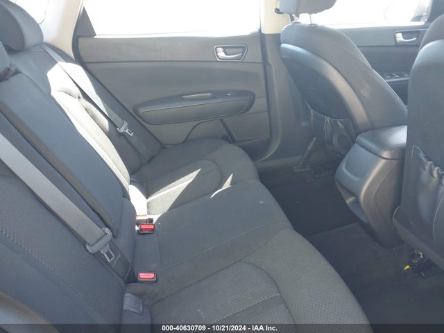 KIA Optima Lx 2018 5XXGT4L32JG229007 Image 8