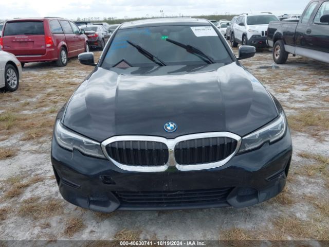 3MW5P7J08N8C54302 BMW 3 Series 330e