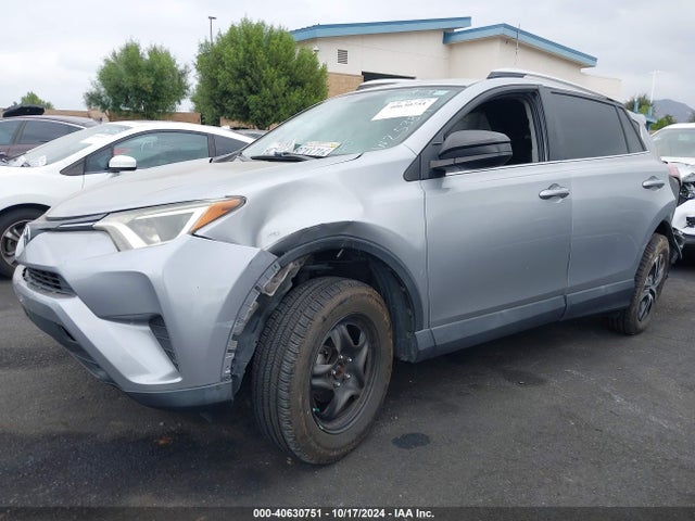 Toyota RAV4 LE 2016 2T3ZFREV9GW253841 Image 2