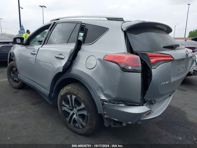 Toyota RAV4 LE 2016 2T3ZFREV9GW253841 Image 3