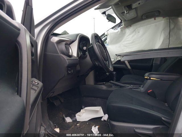 Toyota RAV4 LE 2016 2T3ZFREV9GW253841 Image 5