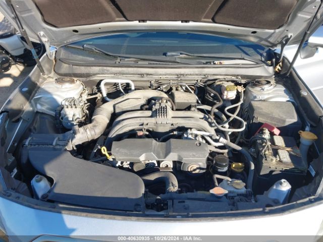 4S3BNAC62J3006124 Subaru Legacy Premium