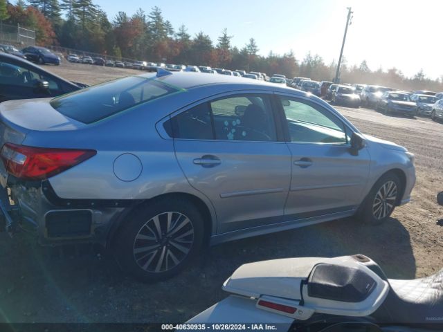 4S3BNAC62J3006124 Subaru Legacy Premium