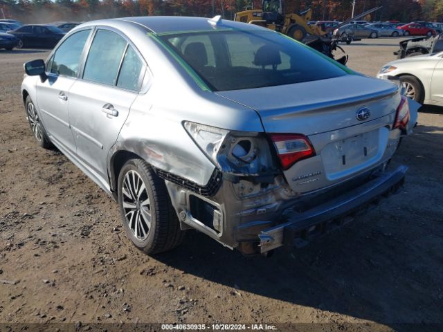 4S3BNAC62J3006124 Subaru Legacy Premium