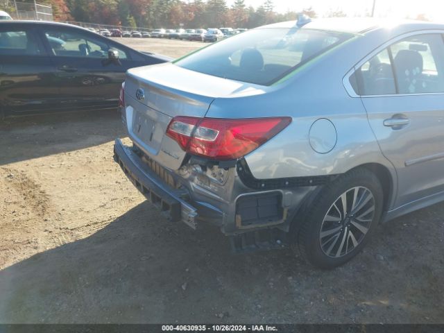 4S3BNAC62J3006124 Subaru Legacy Premium