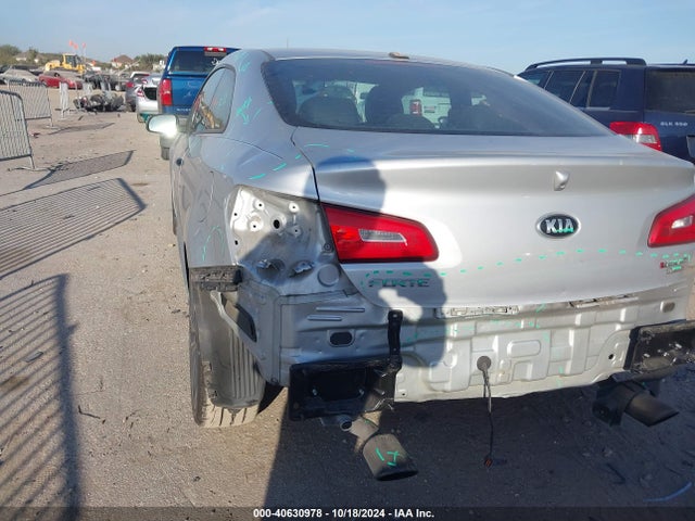 KIA Forte Koup Sx 2015 KNAFZ6A39F5335102 Image 6
