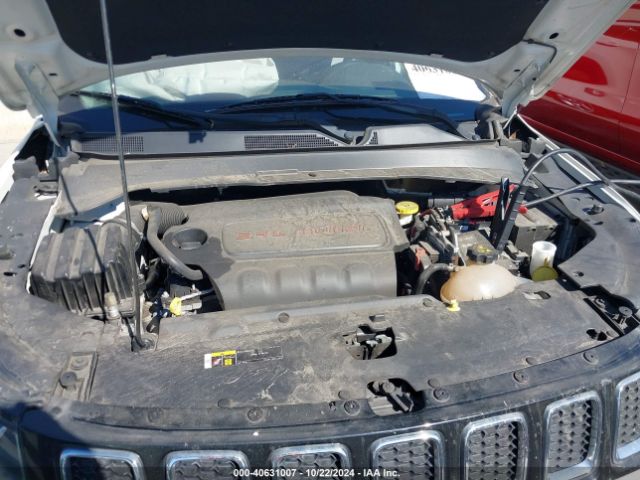 3C4NJCBB8KT788826 Jeep Compass Latitude Fwd