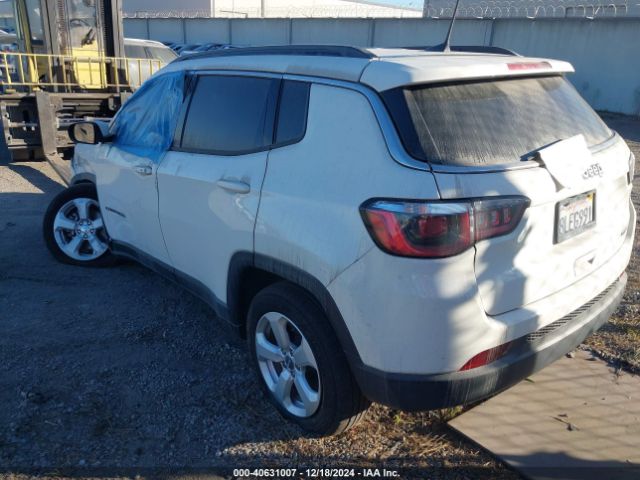 3C4NJCBB8KT788826 Jeep Compass Latitude Fwd