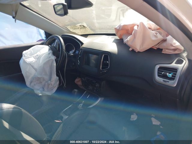 3C4NJCBB8KT788826 Jeep Compass Latitude Fwd