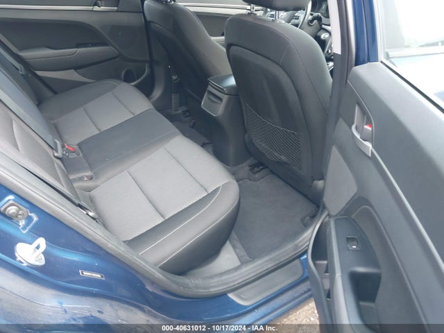 Hyundai Elantra Value Edition 2017 5NPD84LF7HH123682 Image 8