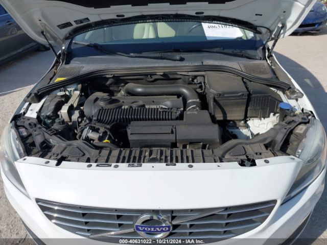 YV1612SB0F1201587 Volvo V60 T5 Premier